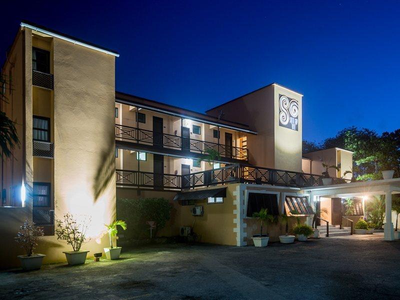 南加普大酒店 基督教堂市 外观 照片